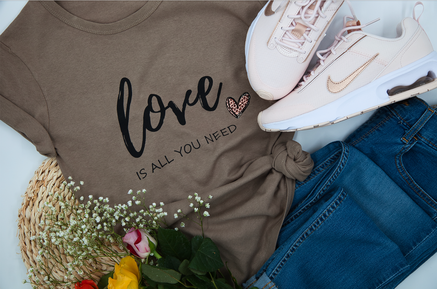 Love is all you need T-Shirt